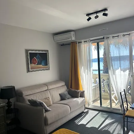 Sea View By The Beach, Centre, Seafront, Parking Apartment