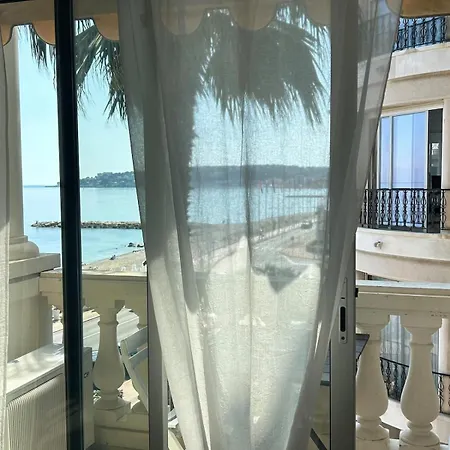 Apartment Sea View By The Beach, Centre, Seafront, Parking