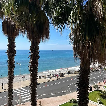 Apartment Sea View By The Beach, Centre, Seafront, Parking Menton