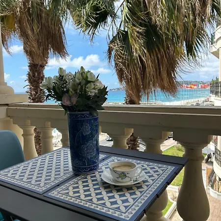 Apartment Sea View By The Beach, Centre, Seafront, Parking