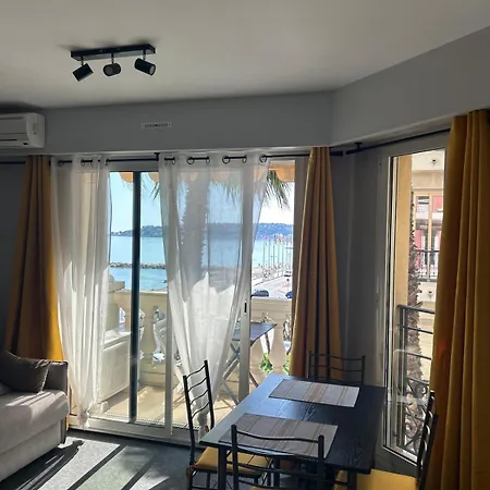 Apartment Sea View By The Beach, Centre, Seafront, Parking *